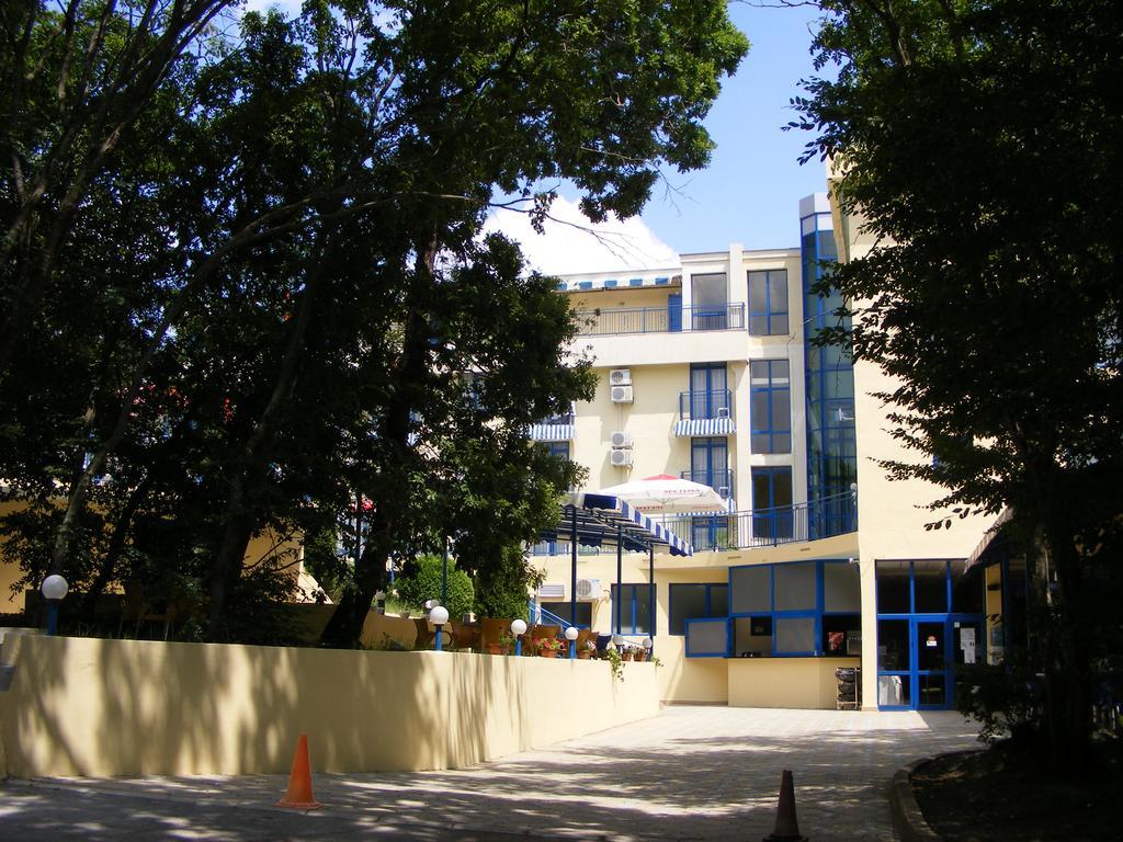 Blue Sky Hotel - & Parking Złote Piaski Zewnętrze zdjęcie