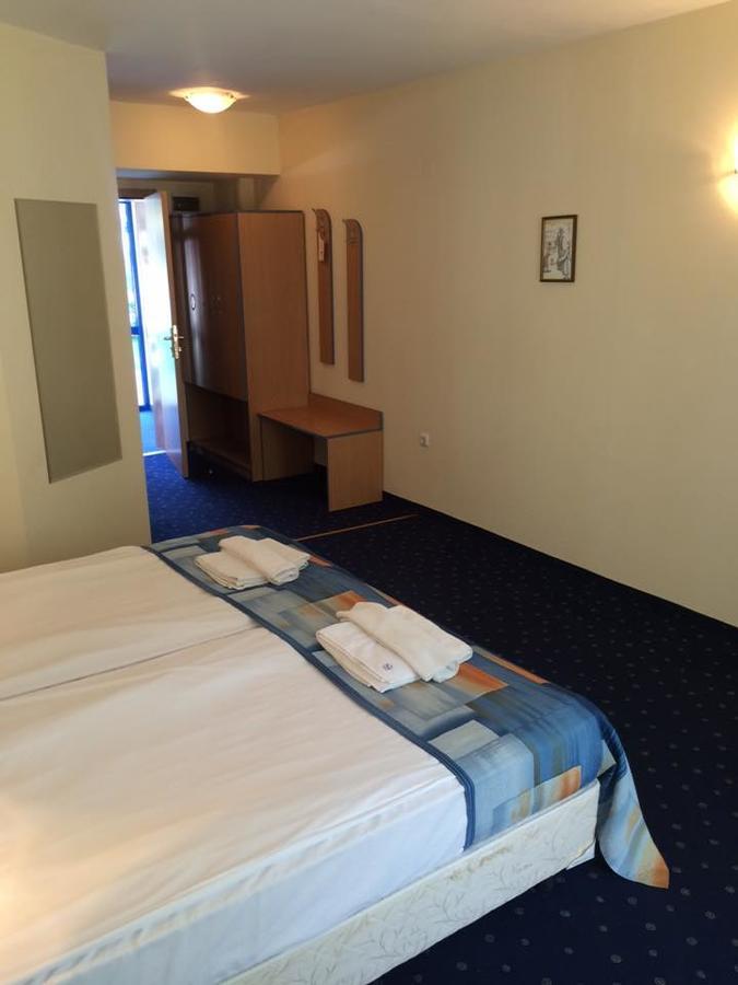 Blue Sky Hotel - & Parking Złote Piaski Zewnętrze zdjęcie
